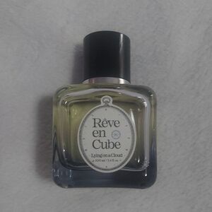 Avon Rêve en Cube Perfume - Black and Cream